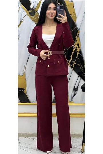 Luxurious Suit with a Geometric Pattern and Belt - Burgundy